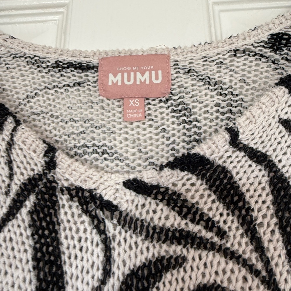 Show Me Your Mumu Women’s Zebra Print Hug Me Pullovers Sweater size XS NWOT - Picture 7 of 11
